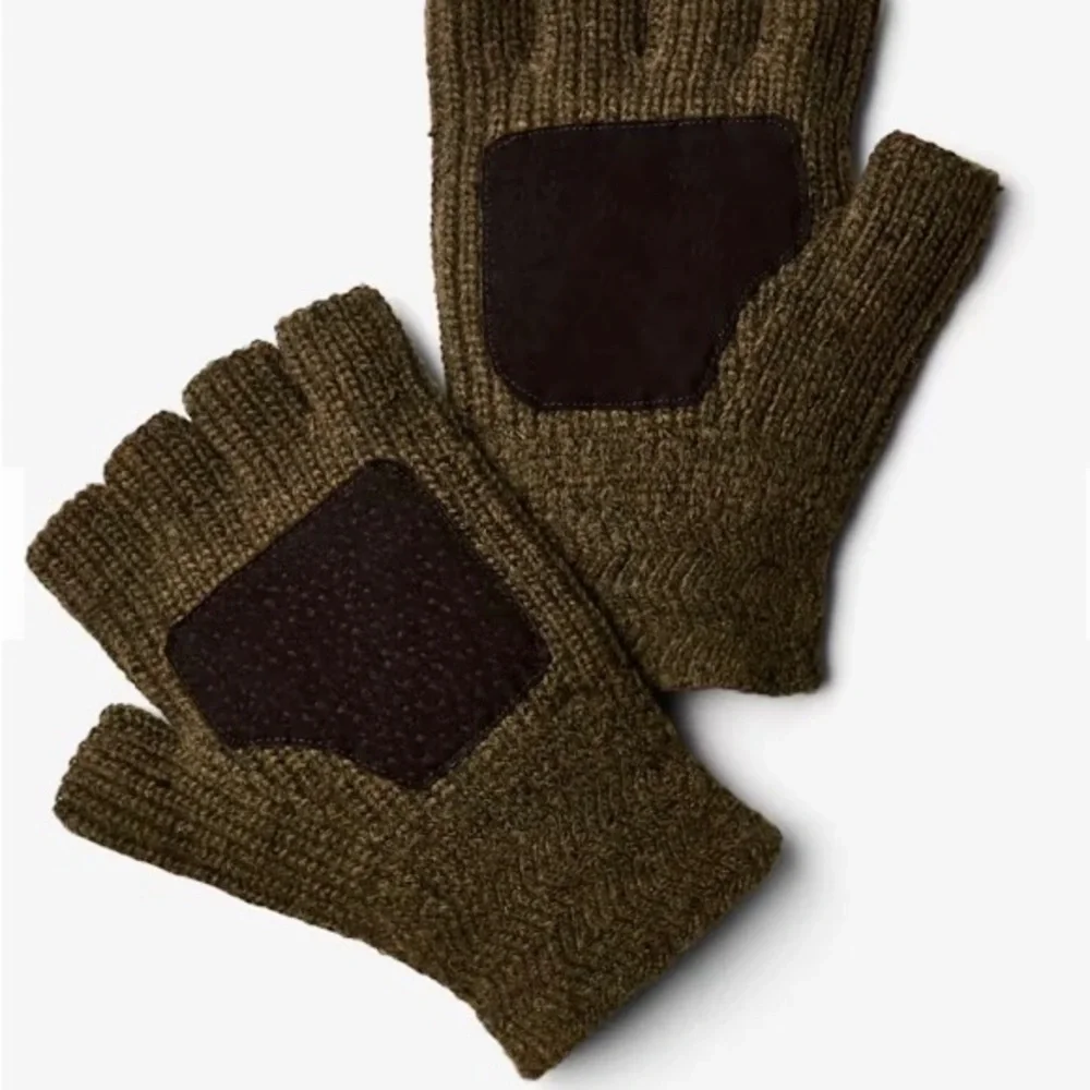 Brown Knitted Fingerless Gloves with Durable Palm Patch - Picture 3 of 6